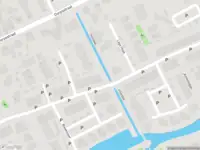 Ambulance met grote spoed naar de Lage Hoek in Zwaag