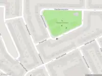 Ambulance met gepaste spoed naar de Zaandammerplein in Amsterdam