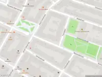 Ambulance met gepaste spoed naar de Woelwijkstraat in Rotterdam