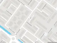 Ambulance met grote spoed naar de Dr. Mansveltkade in Wassenaar