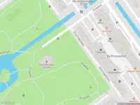 Ambulance met grote spoed naar de Dillenburgsingel in Leidschendam