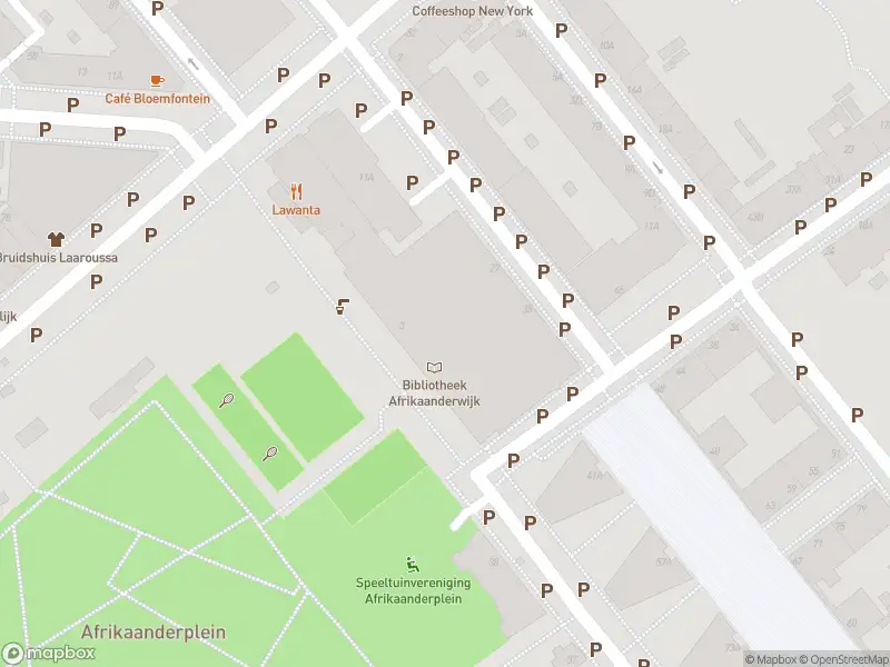 Ambulance met gepaste spoed naar de Christiaan de Wetstraat in Rotterdam