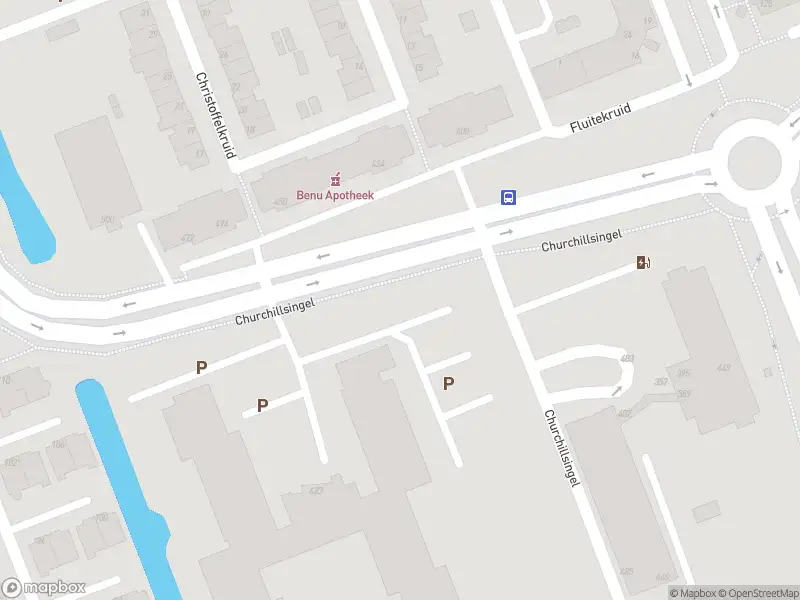 Ambulance met grote spoed naar de Churchillsingel in Vlaardingen