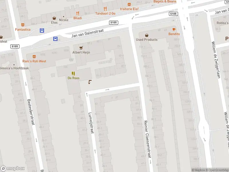 Ambulance met gepaste spoed naar de Reinier Claeszenplein in Amsterdam