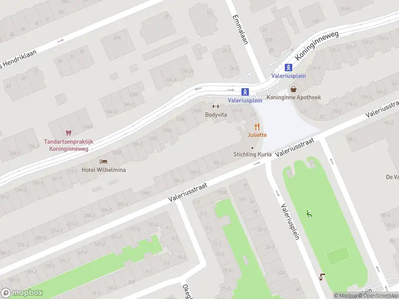 Ambulance met gepaste spoed naar de Valeriusplein in Amsterdam