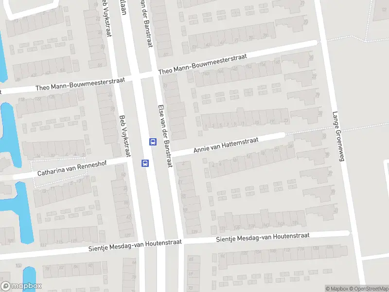 Ambulance met gepaste spoed naar de Annie van Hattemstraat in Spijkenisse