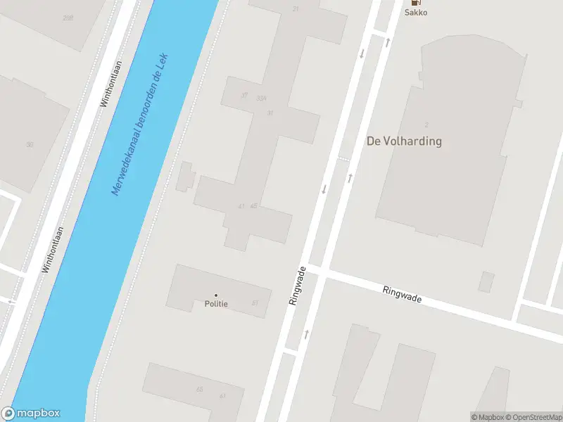 Brandweer met grote spoed naar de Ringwade in Nieuwegein vanwege reanimatie