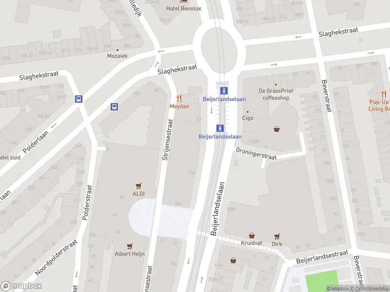 Ambulance met gepaste spoed naar de Beijerlandselaan in Rotterdam