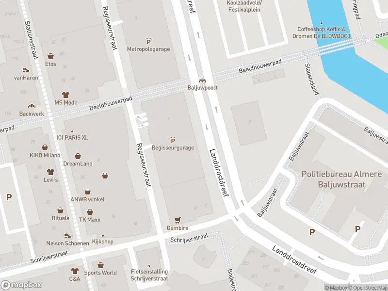 Politie naar de Bartokweg in Almere vanwege aanrijding met letsel