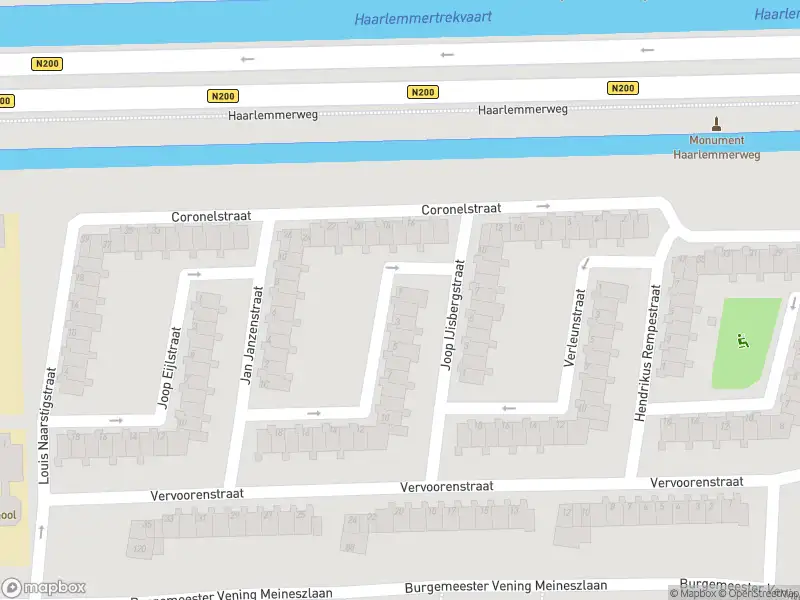 Ambulance met gepaste spoed naar de Joop Gerritzestraat in Amsterdam