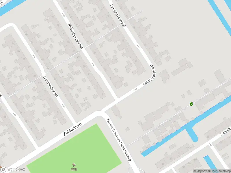 Ambulance met grote spoed naar de Rhijnsburgstraat in Rotterdam