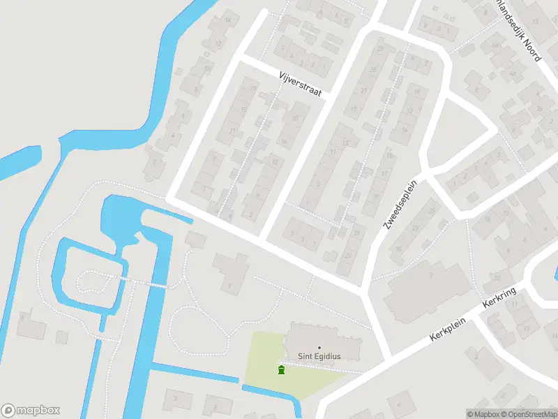 Ambulance met grote spoed naar de Lange Boomgaard in Abbenbroek