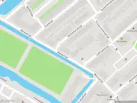 Ambulance met gepaste spoed naar de Roerdompstraat in Gouda