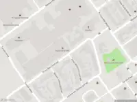 Ambulance met grote spoed naar de Prins Mauritsstraat in Maasdijk