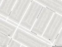 Ambulance met gepaste spoed naar de Antonides van der Goesstraat in Haarlem