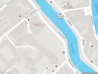 Ambulance met grote spoed naar de Nieuwe Haven in Schiedam