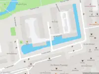 Brandweer met gepaste spoed naar de Troelstralaan in Delft vanwege een liftopsluiting