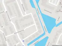 Brandweer met gepaste spoed naar de Burchtpad in Hellevoetsluis