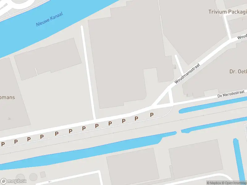 Brandweer met gepaste spoed naar de De Merodestraat in Leeuwarden