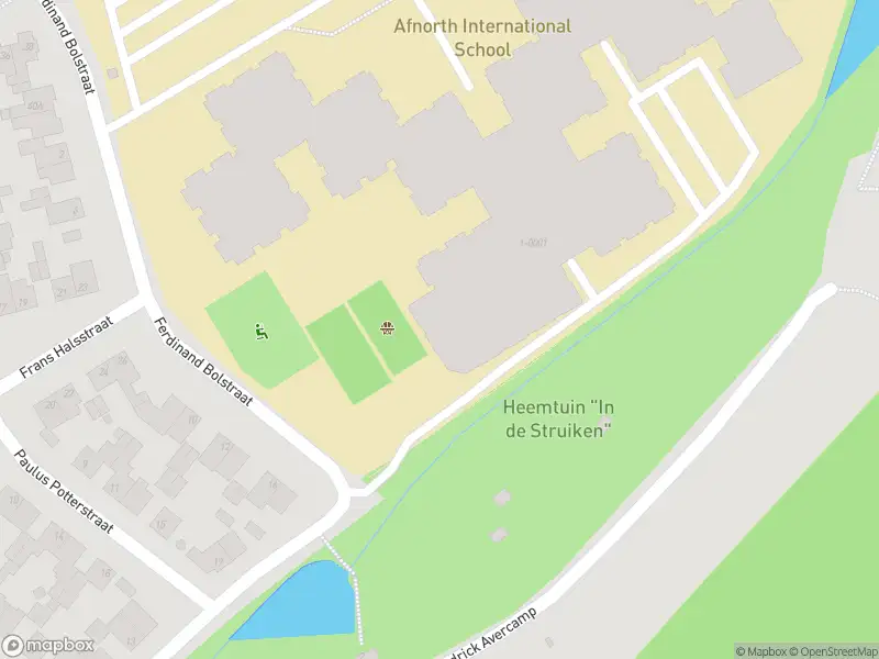 Brandweer en politie met gepaste spoed naar de Rembrandtstraat in Brunssum vanwege stormschade