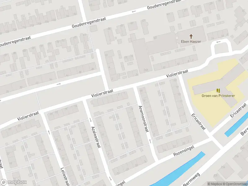 Ambulance met gepaste spoed naar de Violierstraat in Capelle aan den IJssel