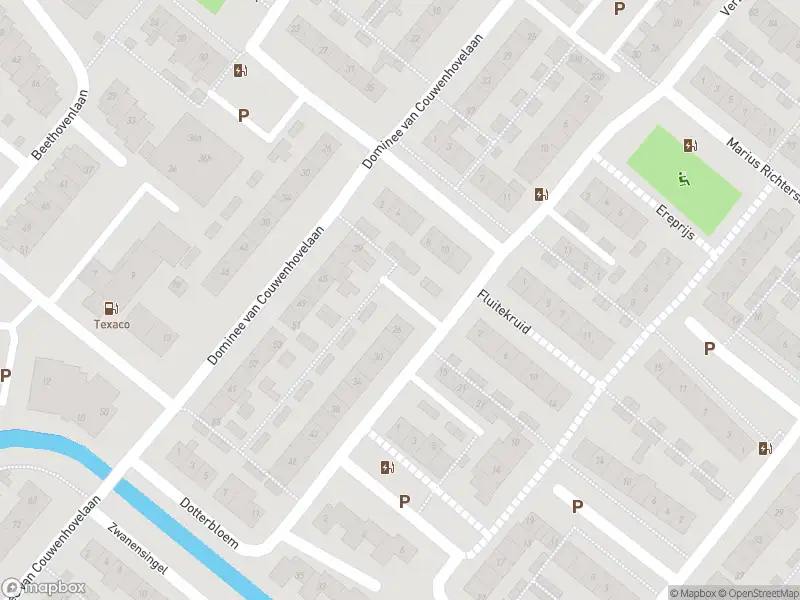 Brandweer met gepaste spoed naar de De Vlashoeck in Bergschenhoek vanwege stormschade