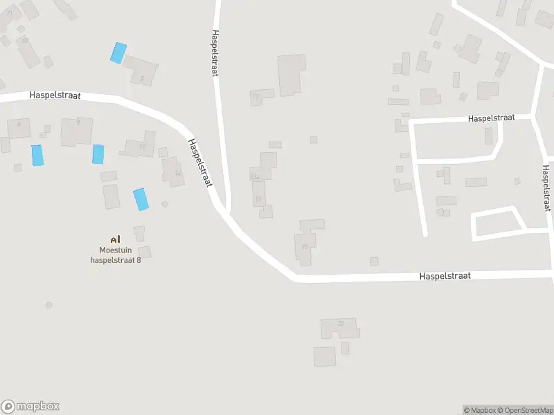 Brandweer met gepaste spoed naar de Haspelstraat in Hoeven vanwege stormschade