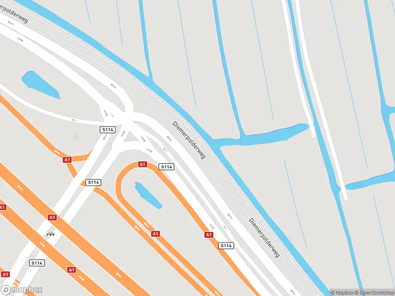 Brandweer met grote spoed naar de Overdiemerweg in Diemen