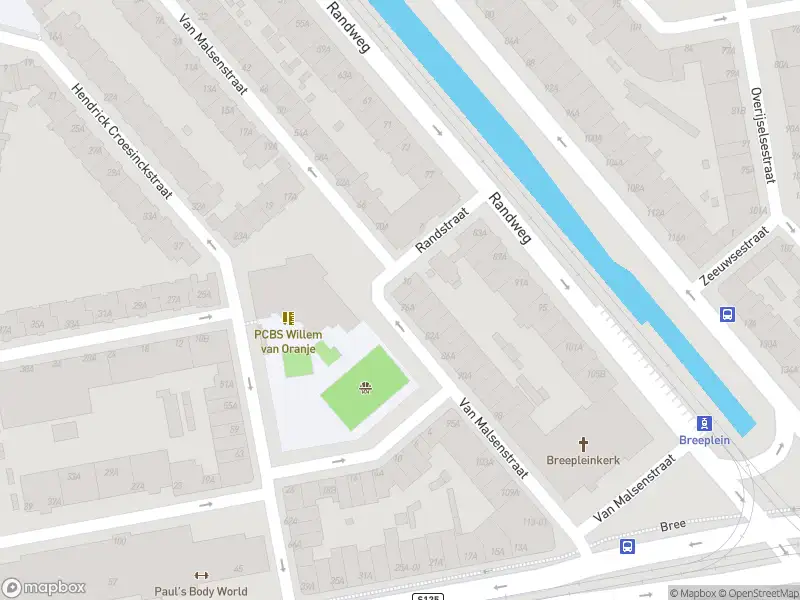 Ambulance met grote spoed naar de Van Malsenstraat in Rotterdam