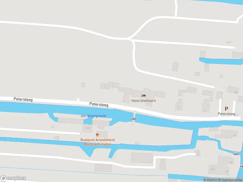 Brandweer met gepaste spoed naar de Petersteeg in Giethoorn vanwege afgaan automatisch brandalarm