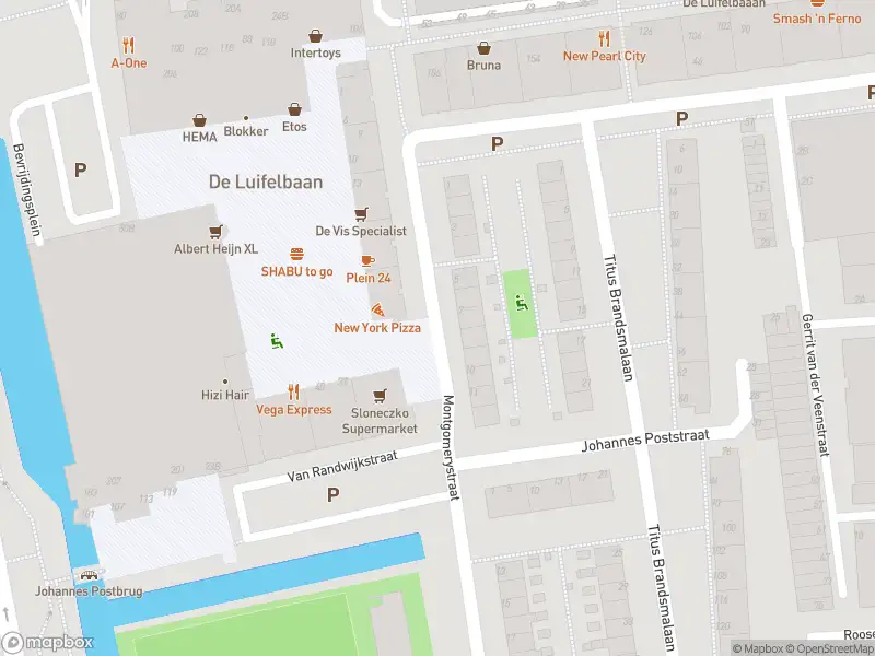 Ambulance met gepaste spoed naar de Vijf Meilaan in Leiden