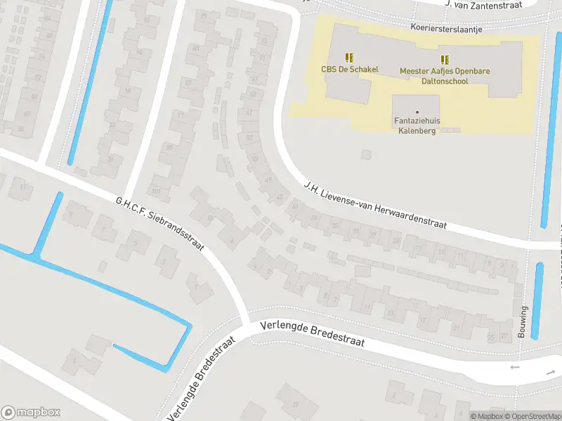 Brandweer met gepaste spoed naar de J. van Zantenstraat in Meteren vanwege stormschade