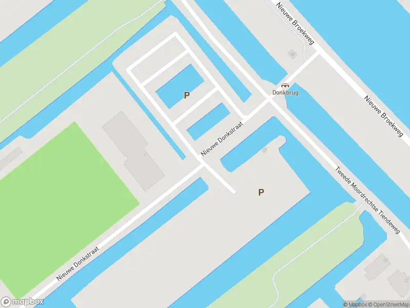 Ambulance met grote spoed naar de Nieuwe Donkstraat in Gouda