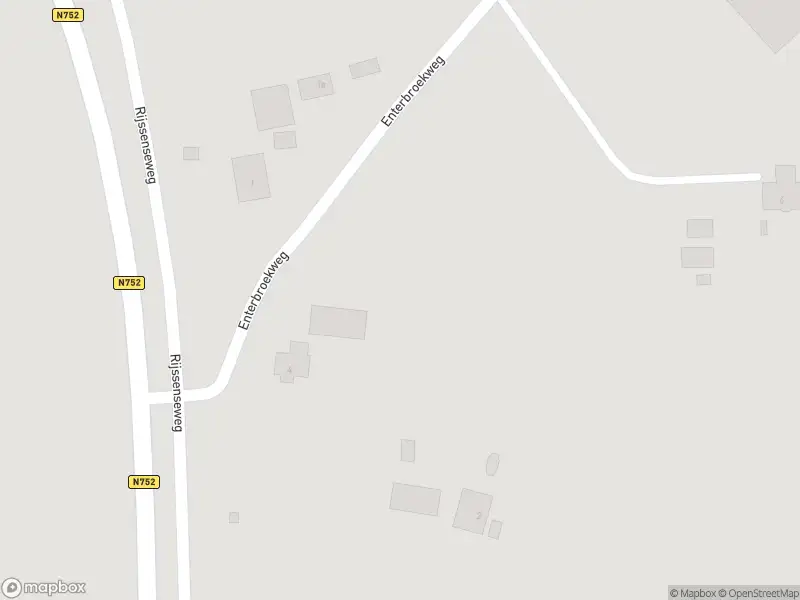 Brandweer met gepaste spoed naar de Enterbroekweg in Markelo vanwege stormschade