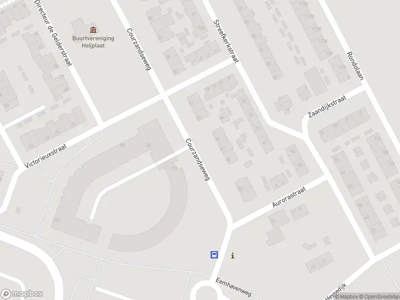 Ambulance met grote spoed naar de Courzandseweg in Rotterdam