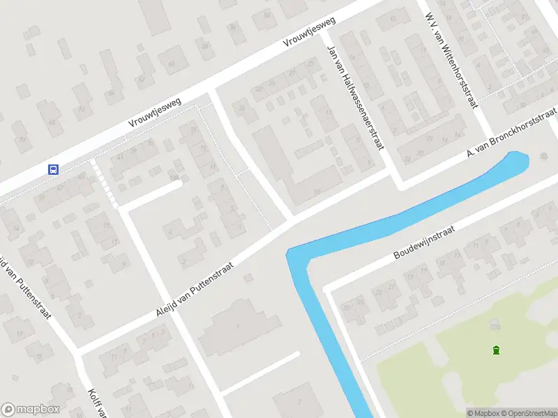 Ambulance met gepaste spoed naar de Baron van Brienenstraat in Stad aan 't Haringvliet