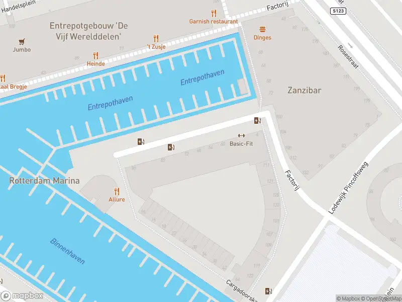 112 melding Brandweer met grote spoed naar de Rijksboom in Rotterdam vanwege afhijsen patient