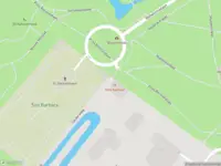 Ambulance met grote spoed naar de Zandersweg in Alkmaar