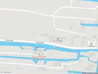 Brandweer met gepaste spoed naar de Petersteeg in Giethoorn vanwege afgaan automatisch brandalarm