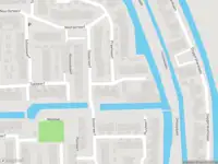 Ambulance met grote spoed naar de Praamwerf in Gouda