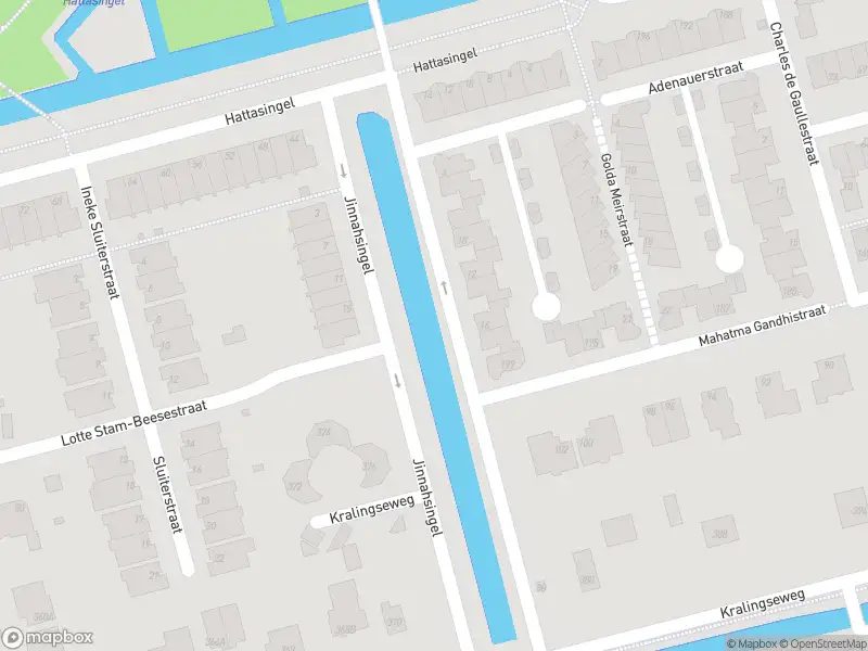 Ambulance met grote spoed naar de Jinnahsingel in Rotterdam
