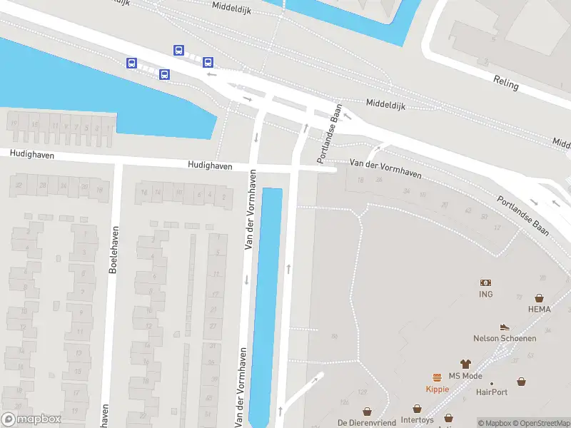 Ambulance met gepaste spoed naar de Van der Vormhaven in Barendrecht