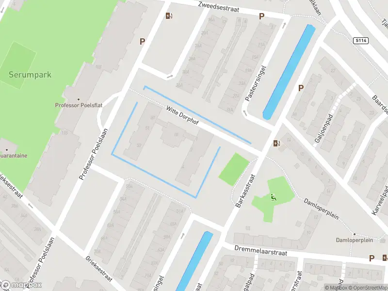 Ambulance met grote spoed naar de Witte Dorphof in Rotterdam