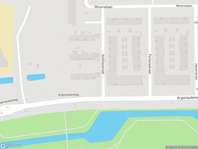 Ambulance met gepaste spoed naar de Achillesstraat in Rotterdam