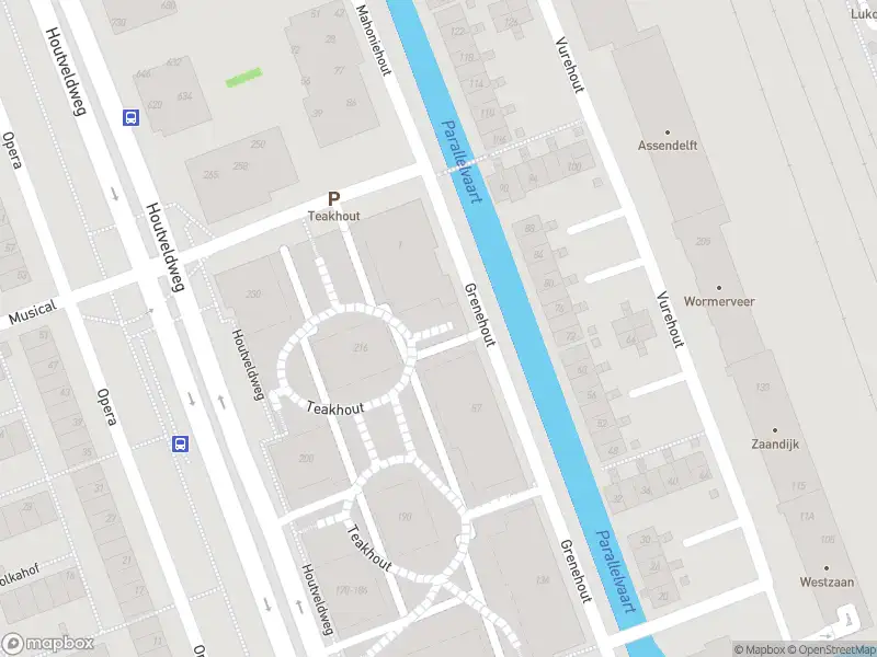 Brandweer met gepaste spoed naar de Teakhout in Zaandam vanwege stankoverlast