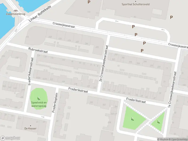 Ambulance met grote spoed naar de Rubroekstraat in Rotterdam