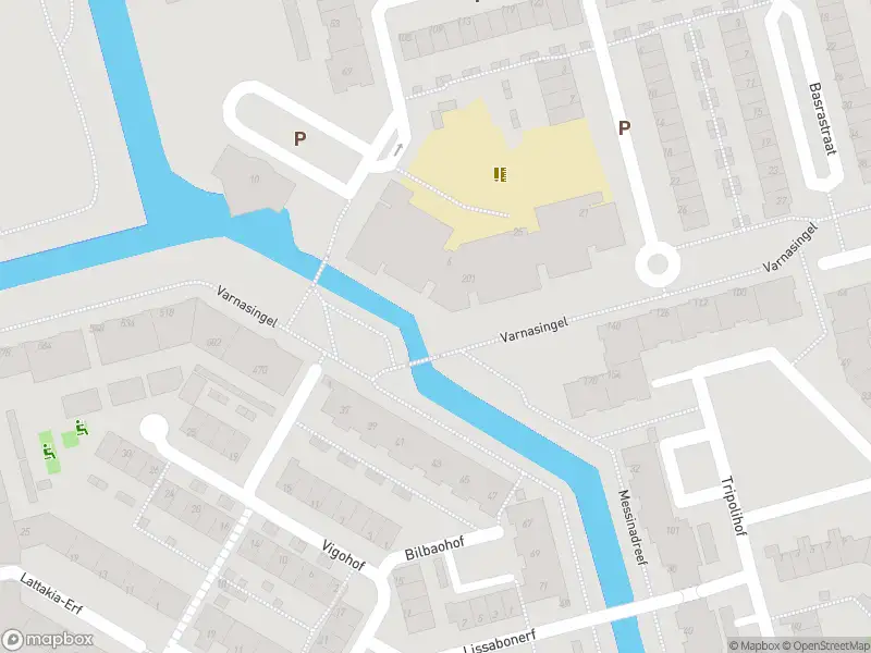 Brandweer met gepaste spoed naar de Varnasingel in Rotterdam vanwege een liftopsluiting