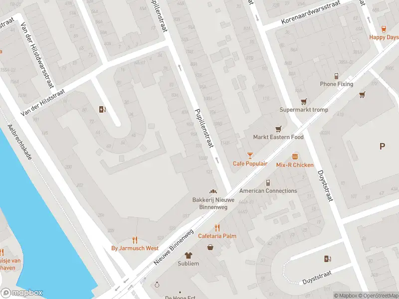 Ambulance met grote spoed naar de Pupillenstraat in Rotterdam