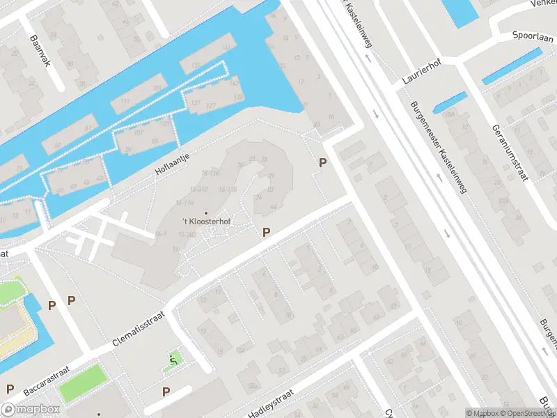 Brandweer met gepaste spoed naar de Clematisstraat in Aalsmeer