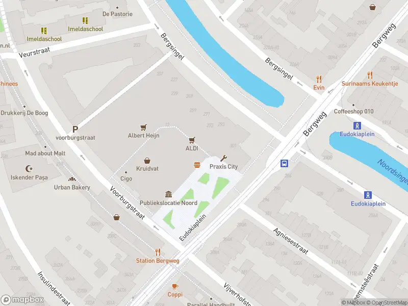 Brandweer met gepaste spoed naar de Eudokiaplein in Rotterdam vanwege stankoverlast